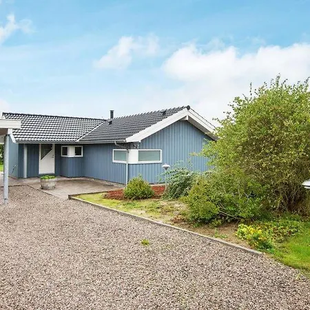 Sleeps 8 Wifi Holiday home Fjellerup Mark